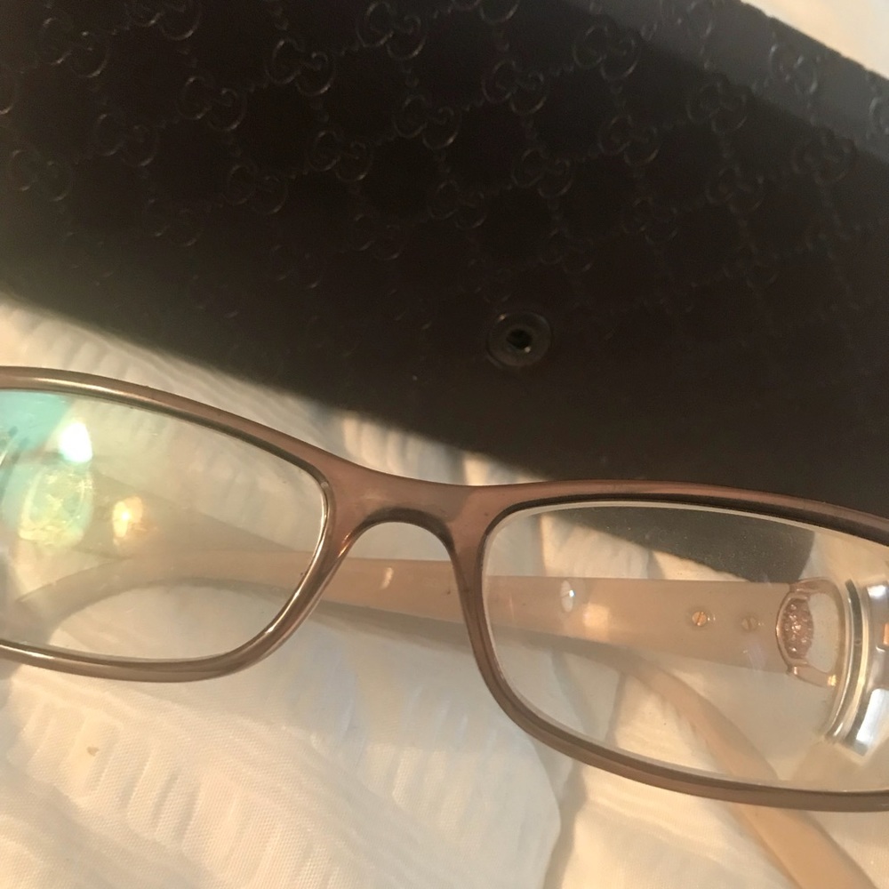 GUCCI FRAMES